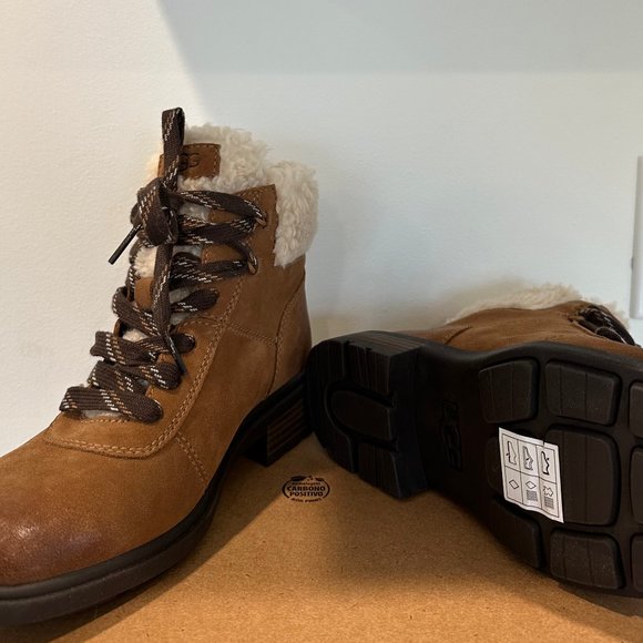 NWT UGG BOOTS - LACE UP - CHESTNUT - Picture 6 of 12